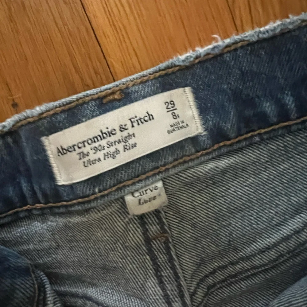 Abercrombie & Fitch curve love straight fit Jeans - Picture 2 of 2
